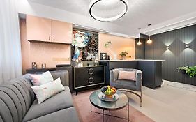 Studio 102 Brno